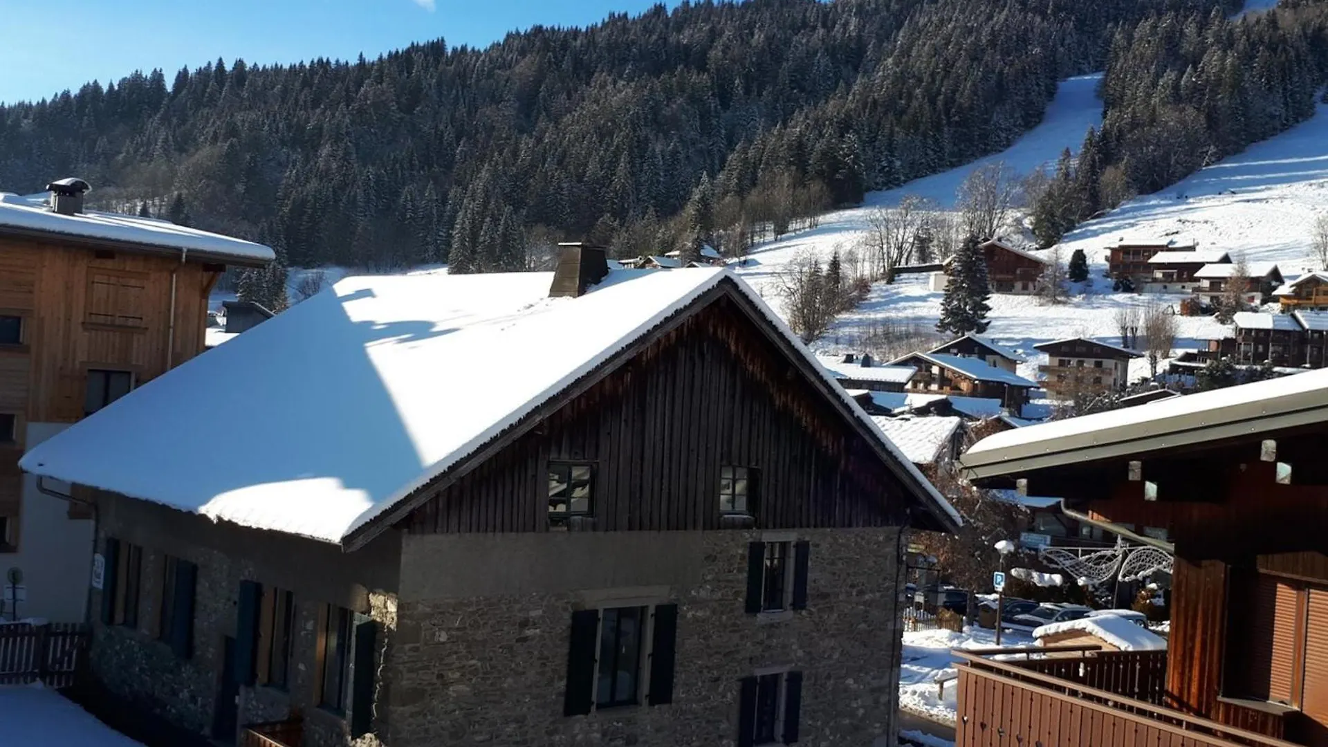 Appartement Confort 3 Etoiles, 2 Chambres, Centre Les Gets, Balcon, Proche Telecabines Et Ski - Fr-1-671-9